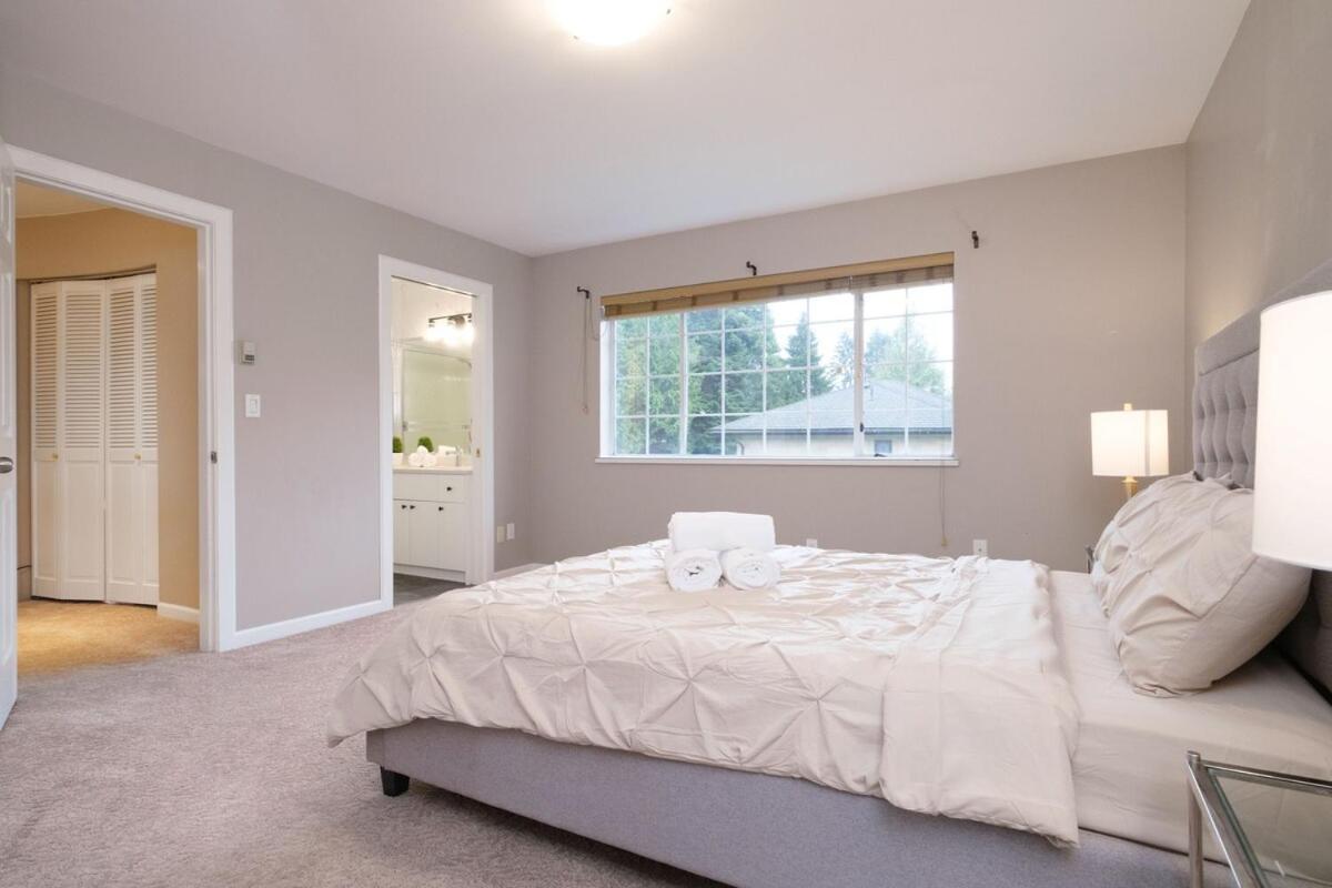 Spacious 4Br W Ensuites Mins To Downtown Yvr Ubc Ванкувер Экстерьер фото